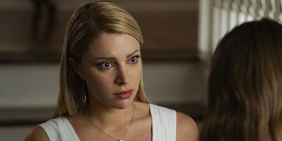 Hold Me, Thrill Me, Kiss Me posteri