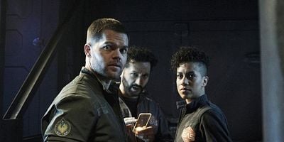 Critical Mass posteri