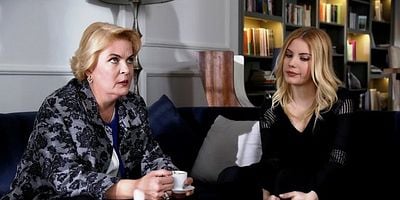 İlişki Durumu Karışık 35.Bölüm posteri