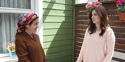 Kiralık Aşk 41.Bölüm posteri