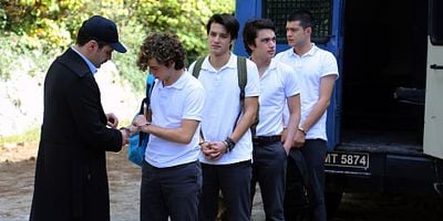 Umuda Kelepçe Vurulmaz 3.Bölüm posteri