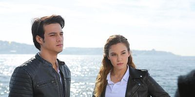 Umuda Kelepçe Vurulmaz 4.Bölüm posteri