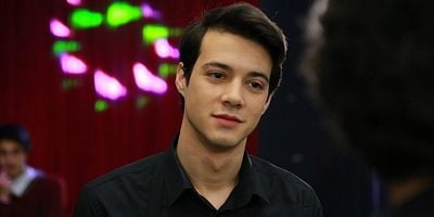 Umuda Kelepçe Vurulmaz 14.Bölüm posteri