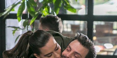 İkisini de Sevdim 1.Bölüm posteri