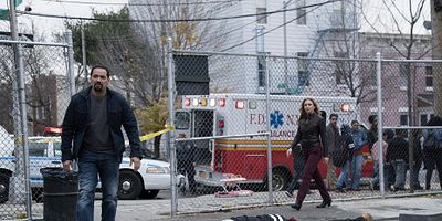 Behind the Mask posteri