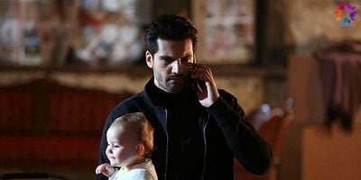 Kara Sevda 73.Bölüm posteri