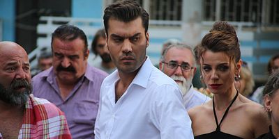 Şevkat Yerimdar 15.Bölüm posteri