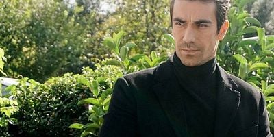 Siyah Beyaz Aşk 4.Bölüm posteri