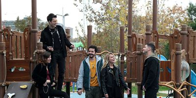 Klavye Delikanlıları 8.Bölüm posteri