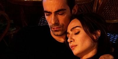 Siyah Beyaz Aşk 17.Bölüm posteri