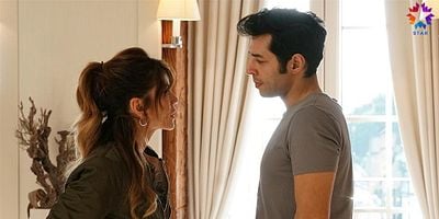 Ufak Tefek Cinayetler 16.Bölüm posteri