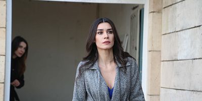 Aşk ve Mavi 53.Bölüm posteri