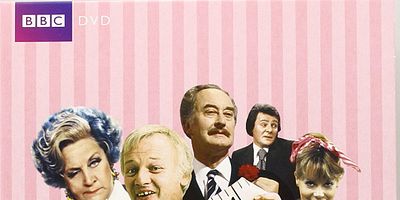 Mrs. Slocombe Expects posteri