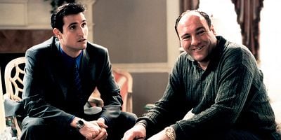 Everybody Hurts posteri