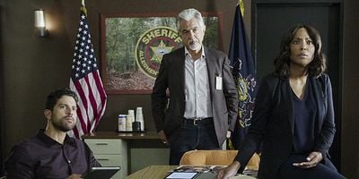 The Tall Man posteri