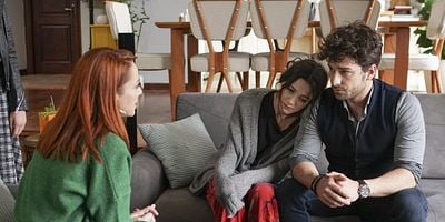 Elimi Bırakma 17.Bölüm posteri