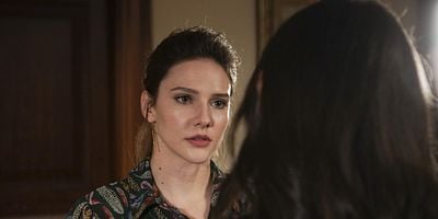 Elimi Bırakma 18.Bölüm posteri