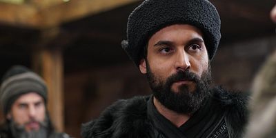 Diriliş Ertuğrul 129.Bölüm posteri