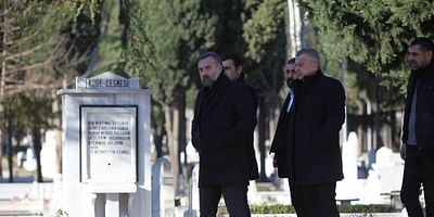 Eşkiya Dünyaya Hükümdar Olmaz 122.Bölüm posteri