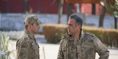 Nöbet 4.Bölüm posteri