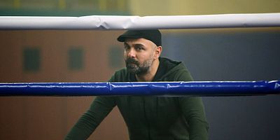 Şampiyon 13.Bölüm posteri