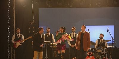 Kalk Gidelim 93.Bölüm posteri