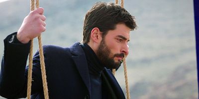 Hercai 31.Bölüm posteri