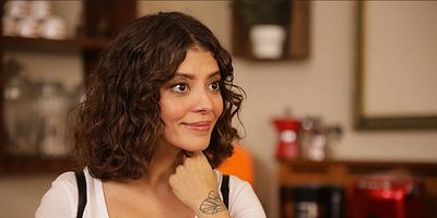 Çatı Katı Aşk 14.Bölüm posteri