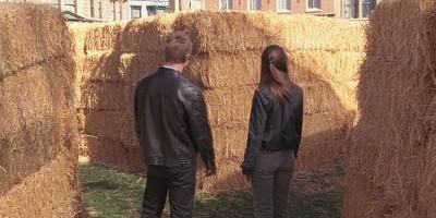 Hay Bale Maze posteri