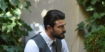 Kırmızı Oda 11.Bölüm posteri