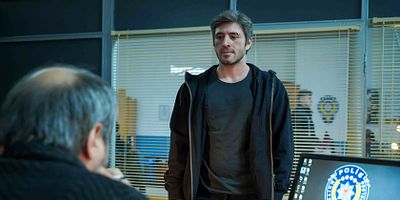 Alev Alev 6.Bölüm posteri