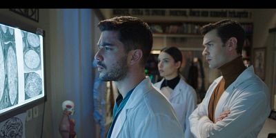 Hekimoğlu 39.Bölüm posteri