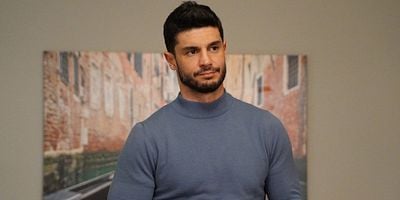 Yasak Elma 102.Bölüm posteri