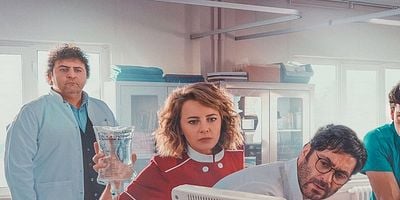 Kasaba Doktoru 2.Bölüm posteri