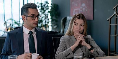 Camdaki Kız 43.Bölüm posteri