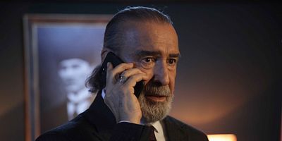 Yalnız Kurt 28.Bölüm posteri