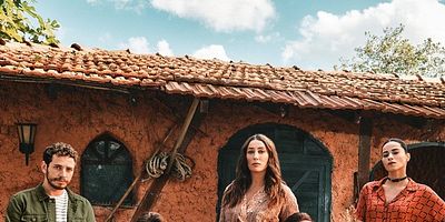 Aşka Düşman 1.Bölüm posteri