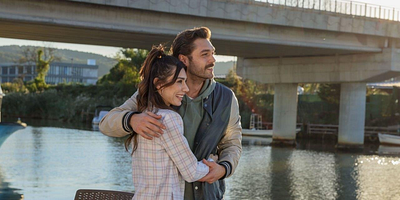 Yıldızlar Bana Uzak 1.Bölüm posteri