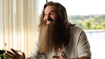 Komedyen Tom Segura’nın Kara Mizah Dolu Yeni Netflix Dizisi “Bad Thoughts” İçin İlk Teaser'ı Yayınlandı haber görseli