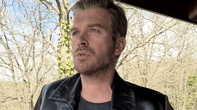 Kıvanç Tatlıtuğ'un Yeni İmajına Eşi Başak Dizer'den Güldüren Tepki: "Artist Misin?" haber görseli