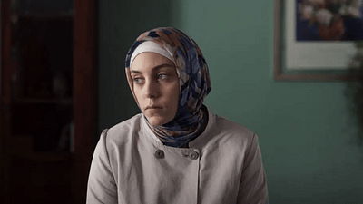 Netflix, "Bir Başkadır" Dizisinin İkinci Sezonu İçin Hazırlıklara Başladı haber görseli