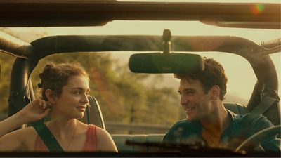 "Güneşi Söndürmem Gerek" Fragman: Satış Rekorları Kıran Gençlik Romanından Uyarlandı! haber görseli