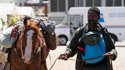 Hulu'nun Fenomen Dizisine 3. Sezon Onayı Geldi haber görseli