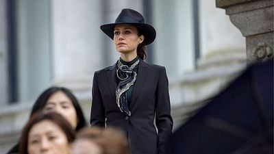 Merakla Beklenen Korku Dizisi "The Fall of the House of Usher"dan İlk Görseller! haber görseli