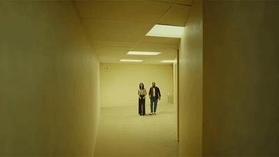 YouTube'dan Beyaz Perdeye Sıçrayan A24 İmzalı "Backrooms"tan Son Fragman Geldi! haber görseli