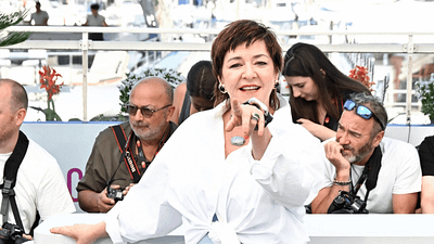 Lynne Ramsay, Ezra Miller ile Bir Vampir Filmi İçin Yeniden Bir Araya Geliyor haber görseli