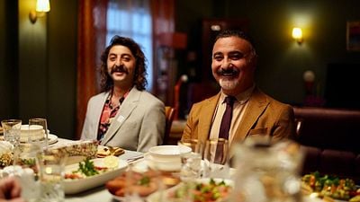 Aziz Nesin Uyarlaması "Mucize Aynalar"ın Vizyon Tarihi Belli Oldu haber görseli