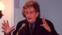 Kurt Vonnegut Jr. Öldü! haber görseli