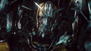 'Transformers 3: Ay'ın Karanlık Yüzü'nden Yeni Fragman!
