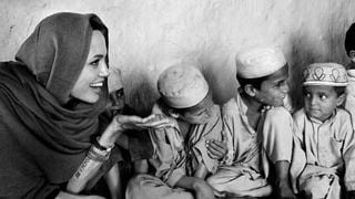 Angelina Jolie Şimdi Gözünü Afganistan’a Çevirdi haber görseli